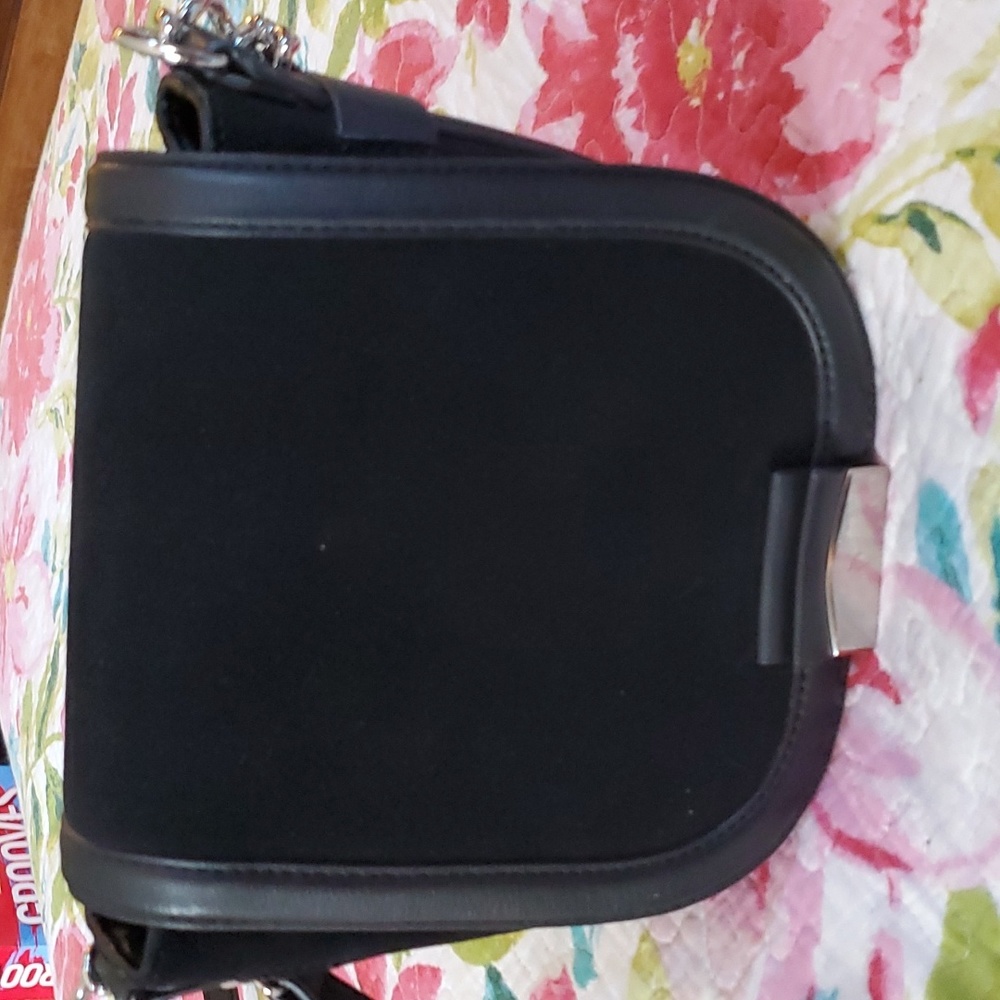 Simply Vera Wang Purse